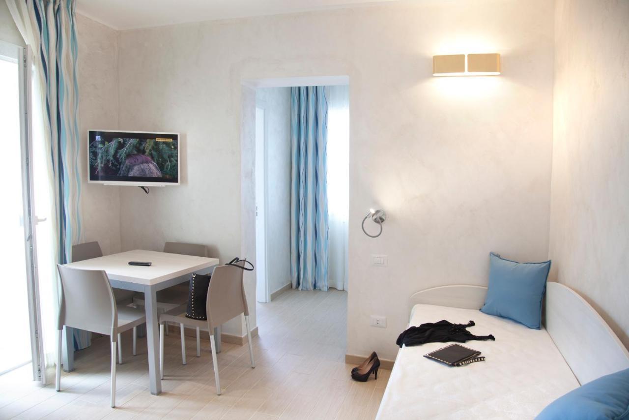 רימיני Marina Beach Aparthotel מראה חיצוני תמונה