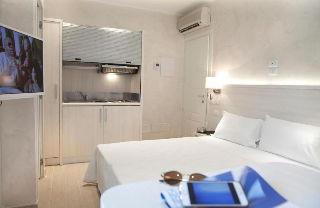רימיני Marina Beach Aparthotel מראה חיצוני תמונה