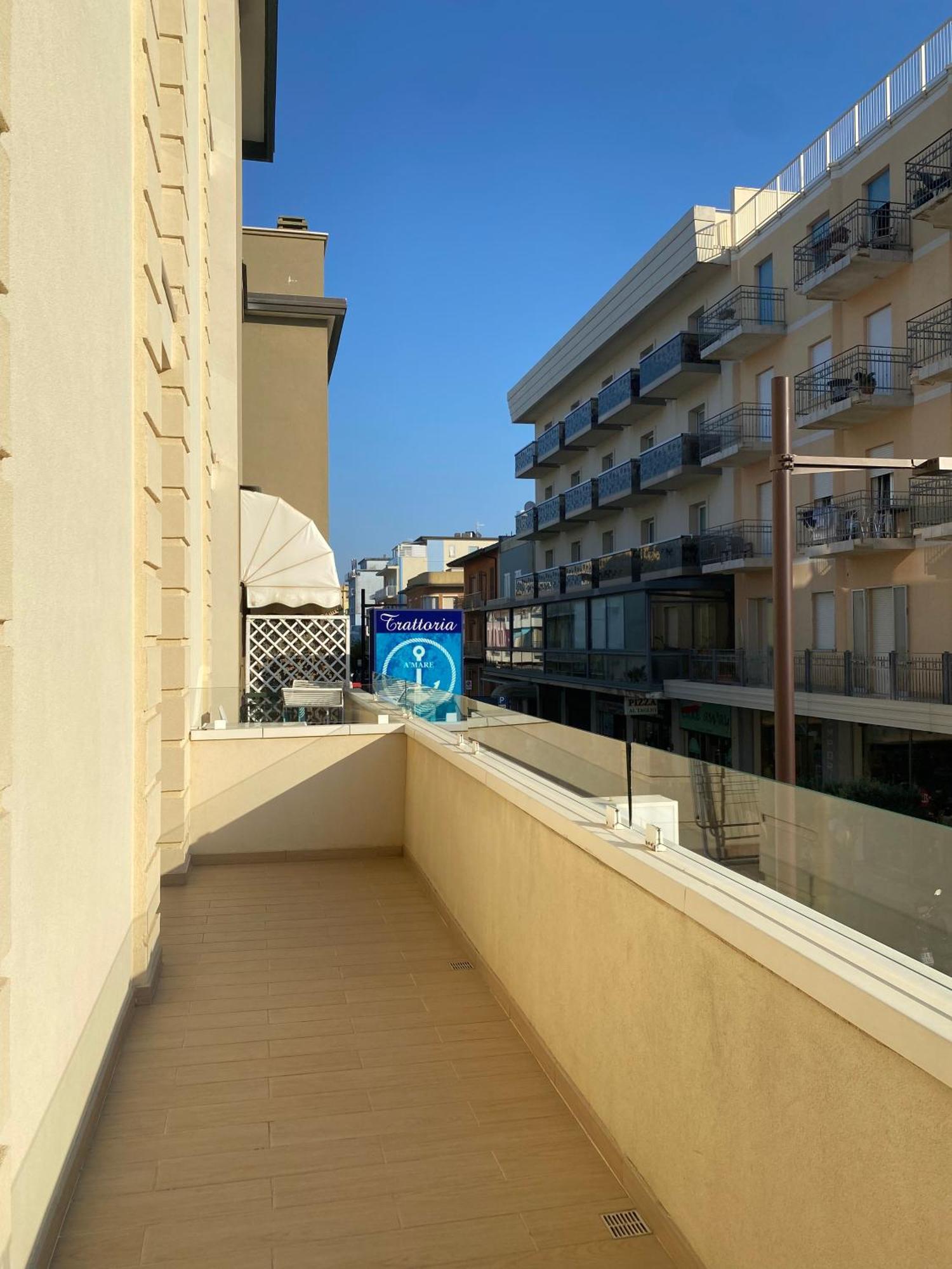 רימיני Marina Beach Aparthotel מראה חיצוני תמונה