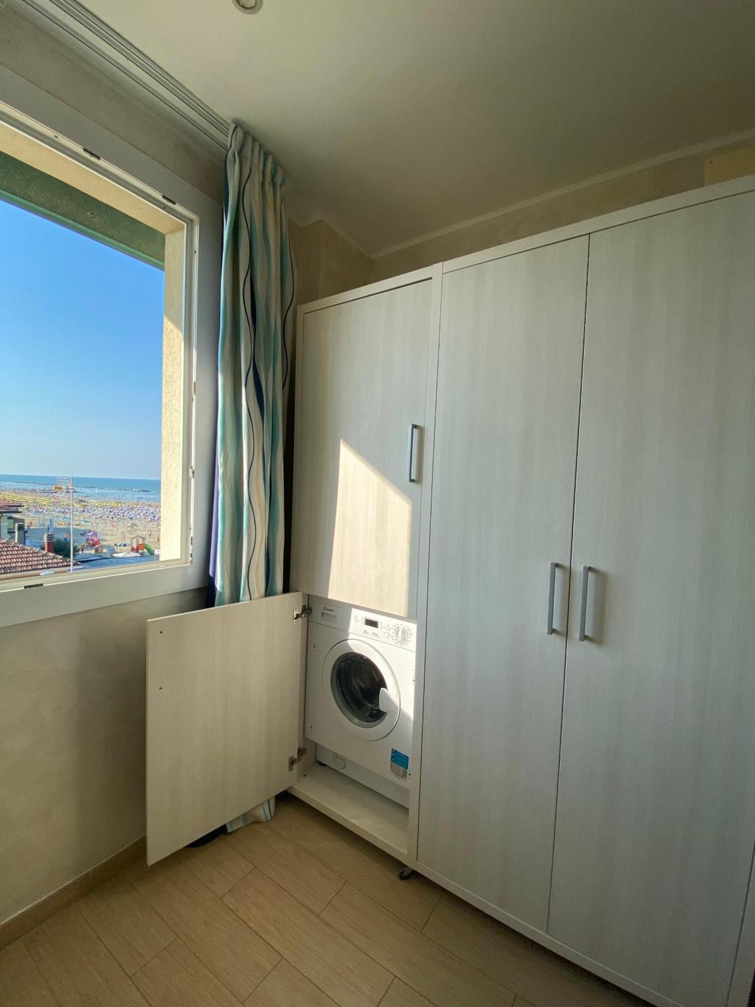 רימיני Marina Beach Aparthotel מראה חיצוני תמונה